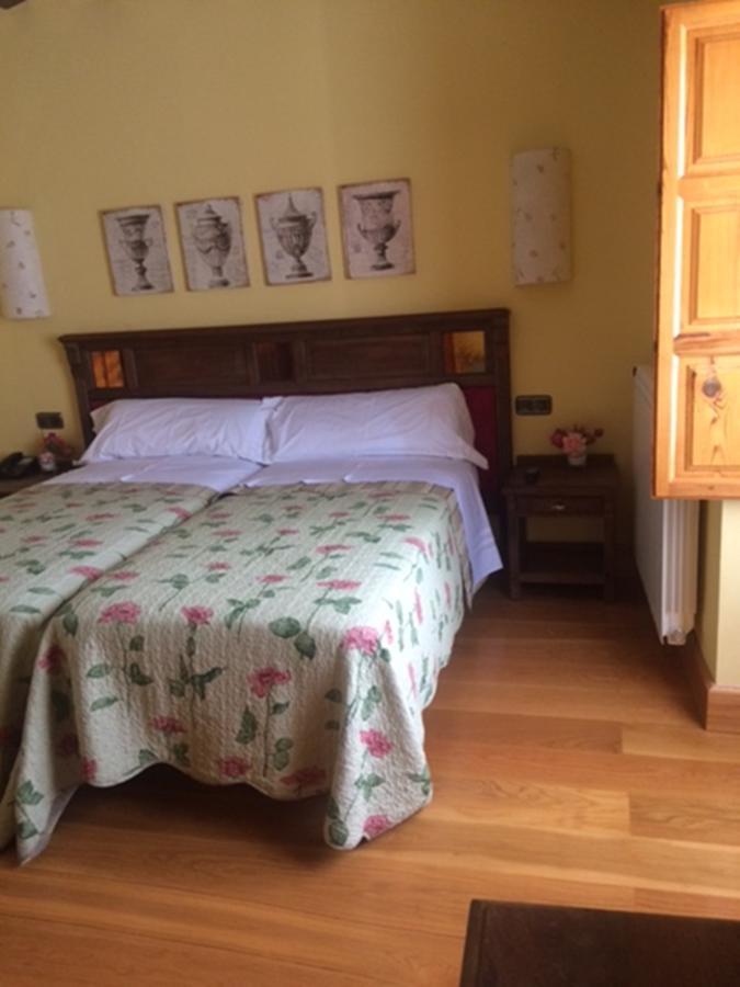 Villa Ferrera Posada Rural Herrera de Valdecanas Екстер'єр фото